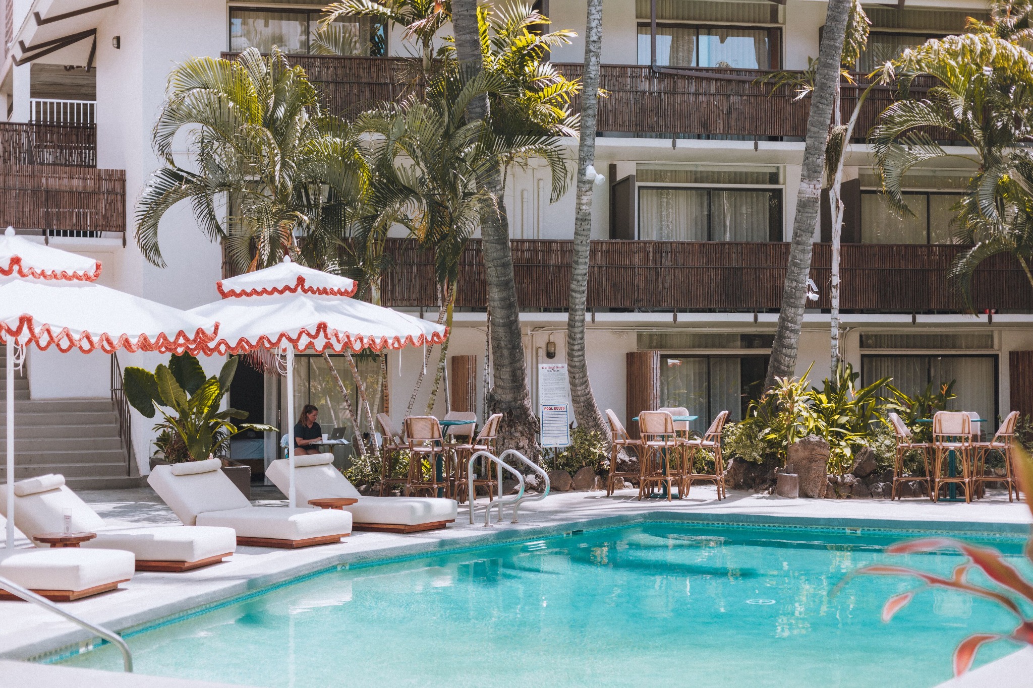 White Sands Hotel